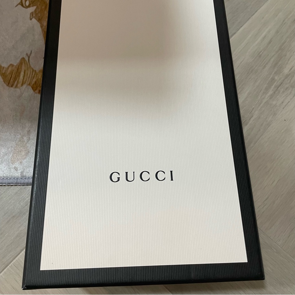Black & White Small Gucci empty shoe box